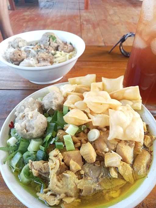 Kedai Mie Ayam & Bakso Songolas 5