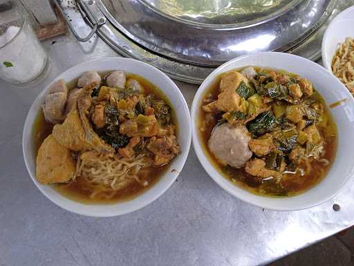 Mie Ayam & Bakso Mbah Umar 6