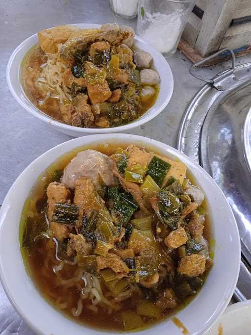 Mie Ayam & Bakso Mbah Umar 1