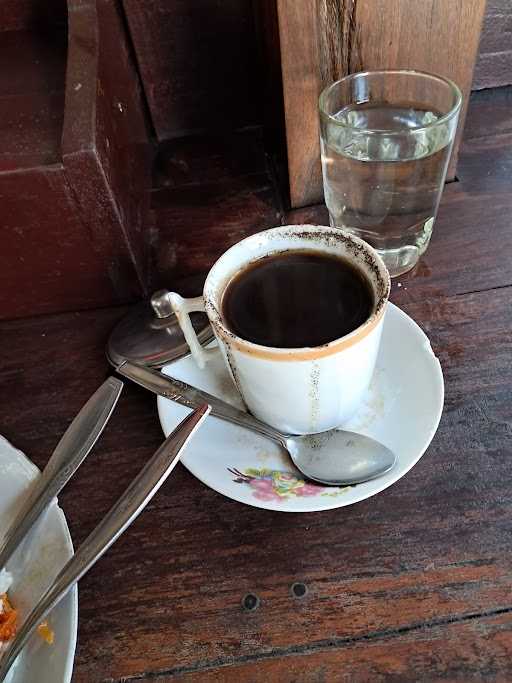 Warung Kopi Pojok 4