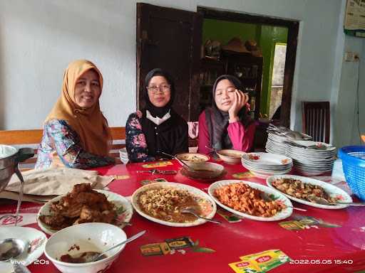 Warung Makan Mbah Repat 4