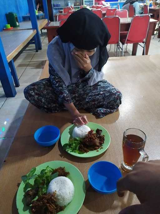 Rumah Makan Tunggal 10