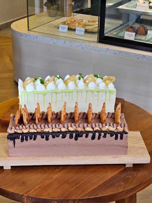 Nyonya Han Cake& Patisseries 8