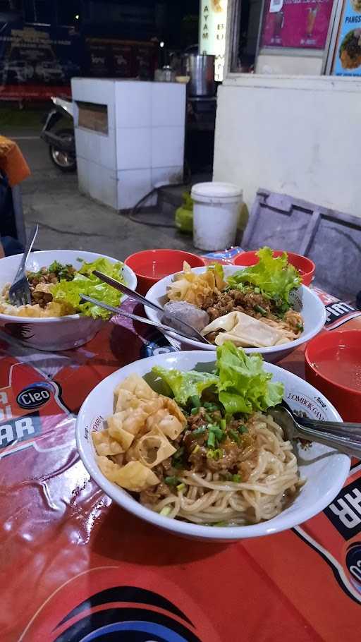 Mie Ayam Bakso Bu Wito 1