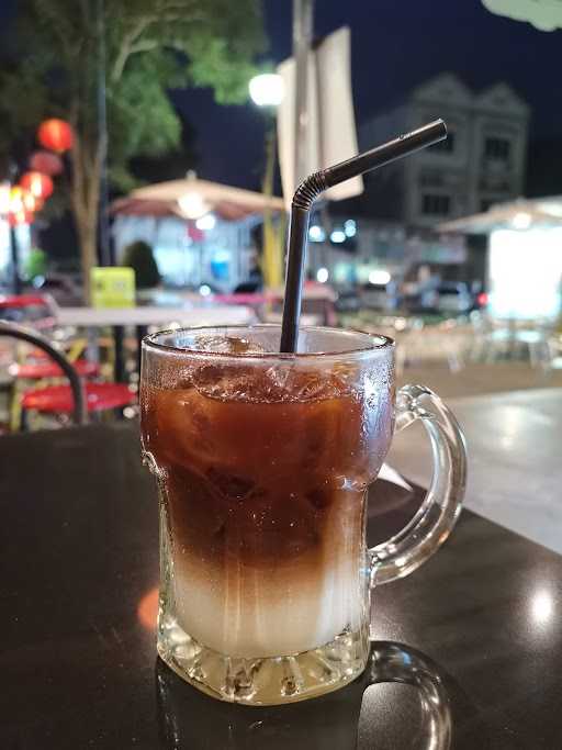 Kapo Kafe Pojok 8