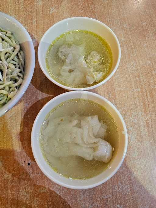 Bakmi Karet Kiem 10