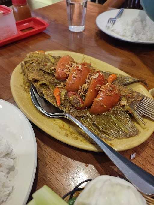 Ikan Bakar Cianjur - G Walk 7