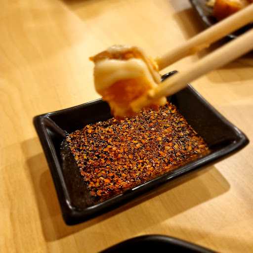 Tobiko Sushi 4