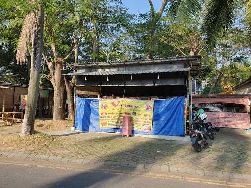 Victory Terang Bulan & Martabak 10