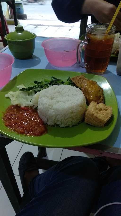 Warkop Nasi Tempong 4