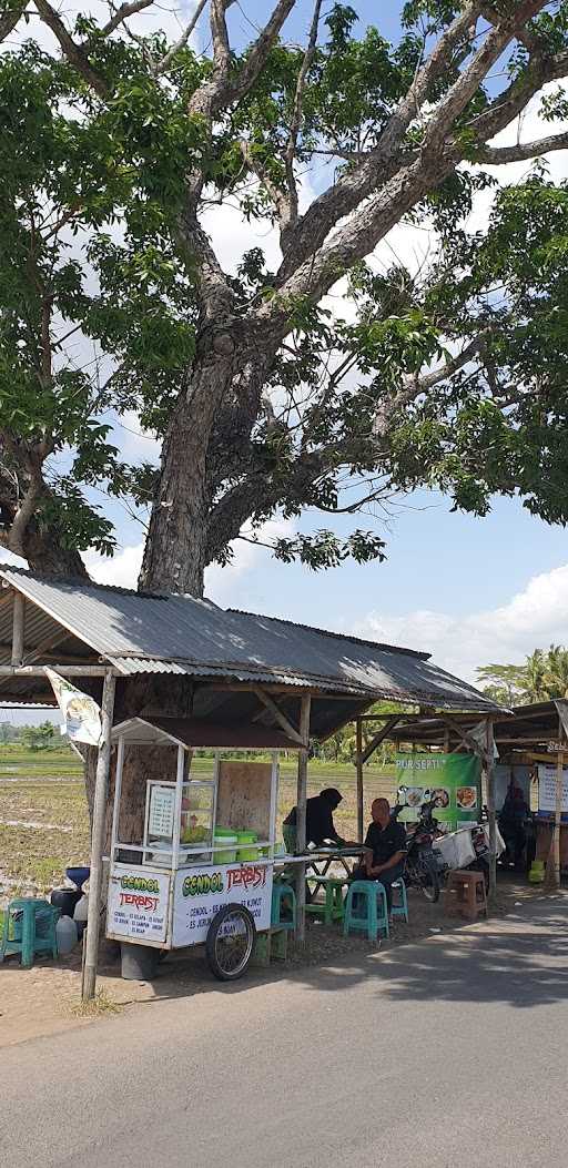 Es Cendol Terbist Pengkolan 4