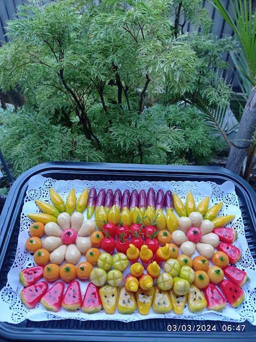 Aishwa Mini Fruits & Cake 3