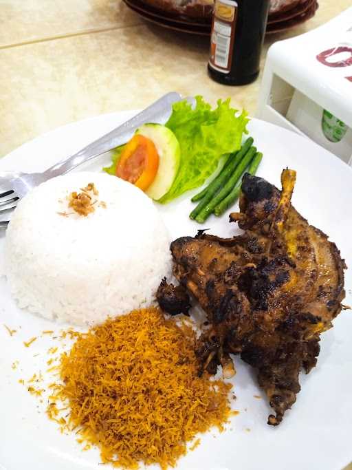 Ayam & Bebek Jendral 8