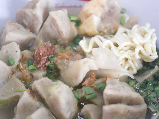 Bakso Kikil Cak Mat 4