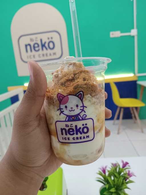 Neko Ice Cream Lamongan 4