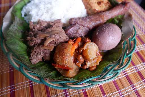 Omah Gudeg Dan Tongseng 3