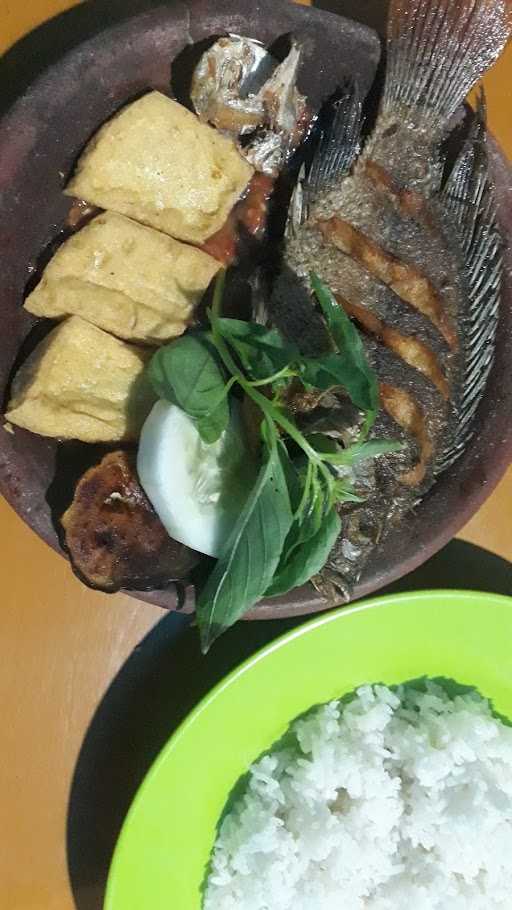 Pecel Lele /Penyetan ( Om Yoko) 2