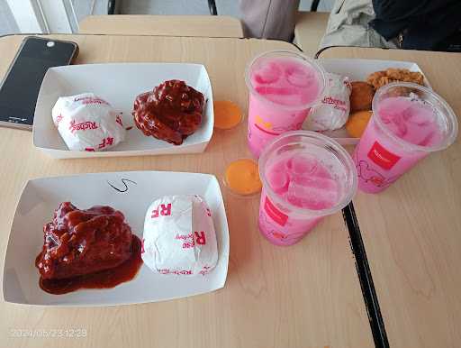 Richeese Factory Lamongan 1