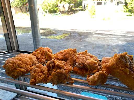 D’Fresto Friedchicken Cindai Alus 2