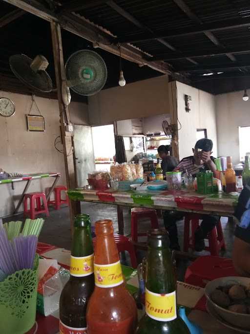 Depot Bakso Butar 8