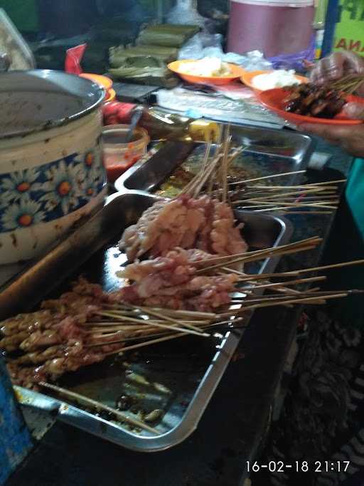 Sate Sabar Menanti Cak Gondrong 1