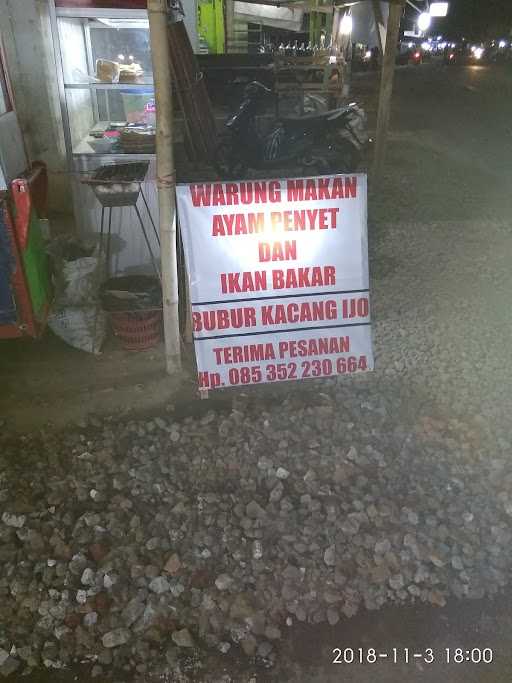 Warung Makan Ayam Penyet 5