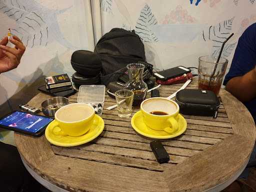 Woodstock Coffee Eatery, Ciledug 9