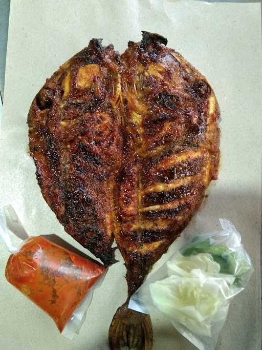 Ikan & Ayam Bakar Lapak Mas Agus 6