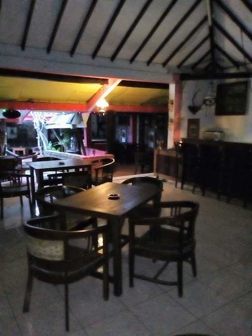 Cemara Cafe 2