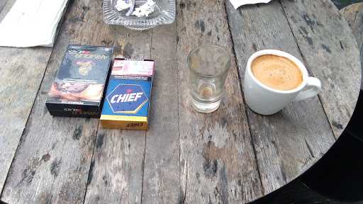 Kopi Q & Queen Vapor Lawang 3