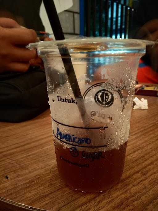 Kopi Q & Queen Vapor Lawang 7