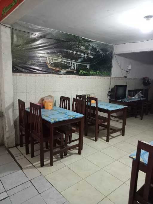 Rumah Makan Citra Minang 7