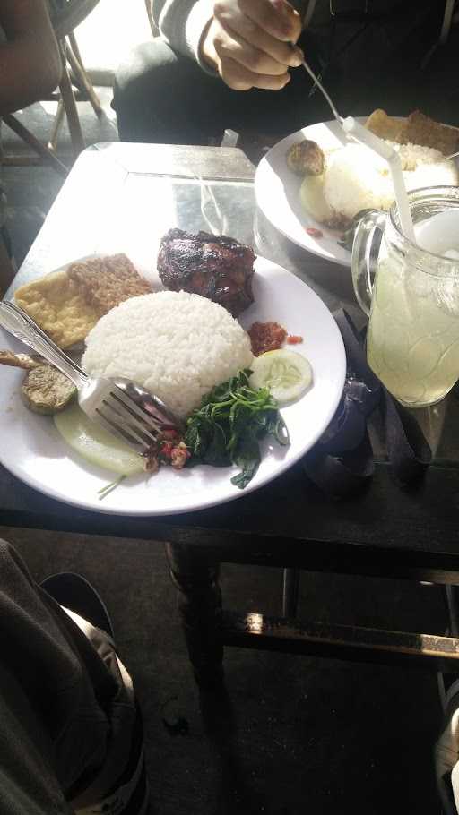 Warung Bejo Nasi Tempong 7