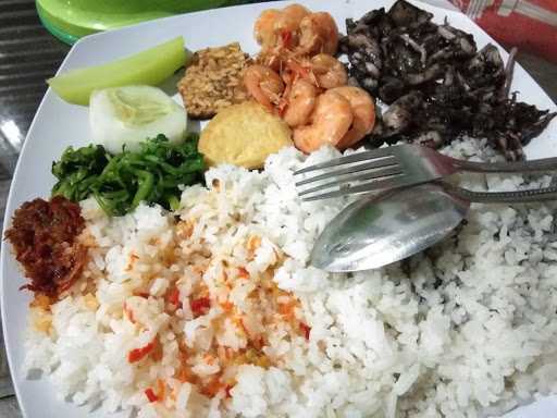 Warung Bejo Nasi Tempong 6