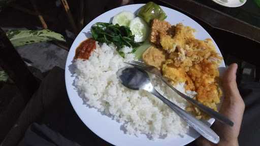 Warung Bejo Nasi Tempong 9