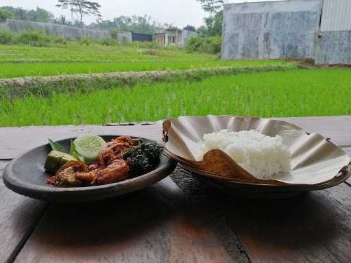 Warung Sawah Silir-Silir 9