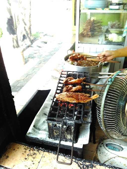 Ayam Bakar Bu Rochmann 7