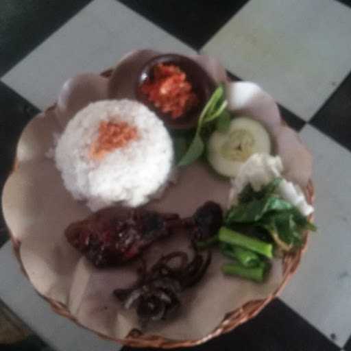 Ayam Bakar & Goreng Kampung Arum Sari 4