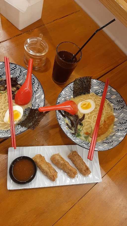 Joffi Ramen, Dimsum Ums Solo 5