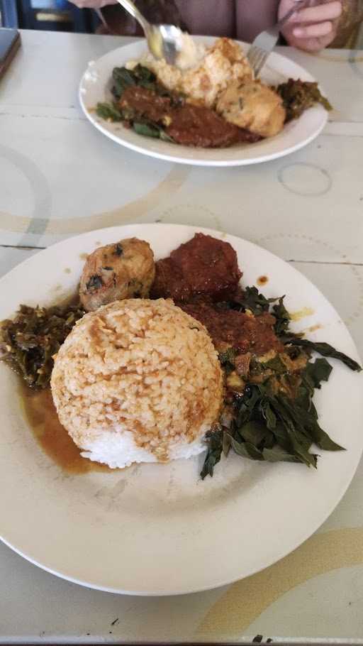 Rumah Makan Padang Pondok Indah 9