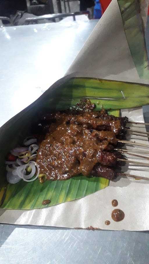 Sate Jerohan Sapi Yu Rebi 3