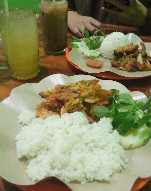 Warung Spesial Ayam Geprek 5