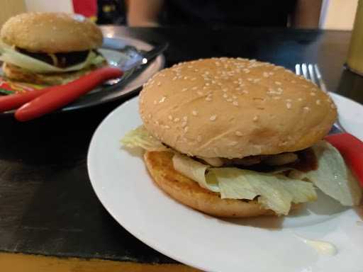 X Burger Bar 7