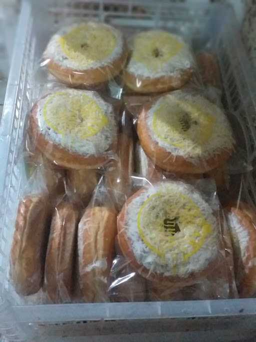 Izzar Donat 5