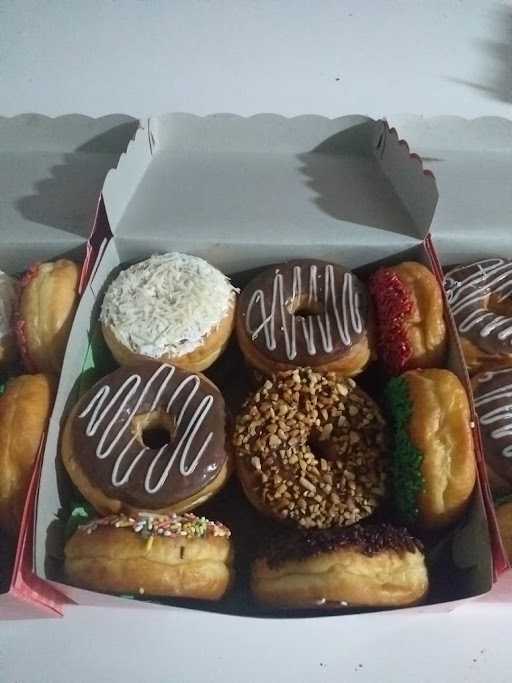 Izzar Donat 6