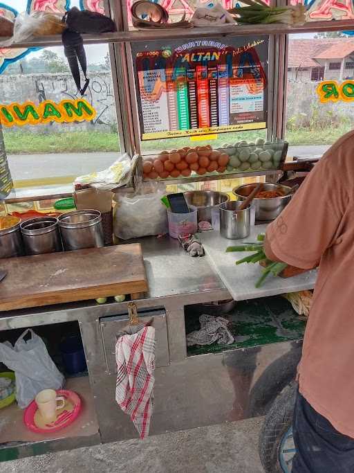 Martabak Altan 2 Cabang Lebaksiu Kidul 9