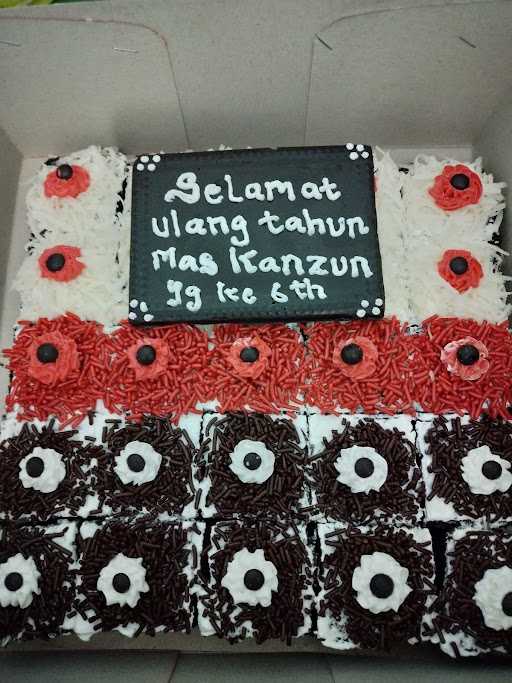 Toko Topik Asiah Cake 7