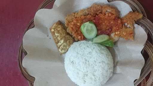 Ayam Geprek D'Lima 1