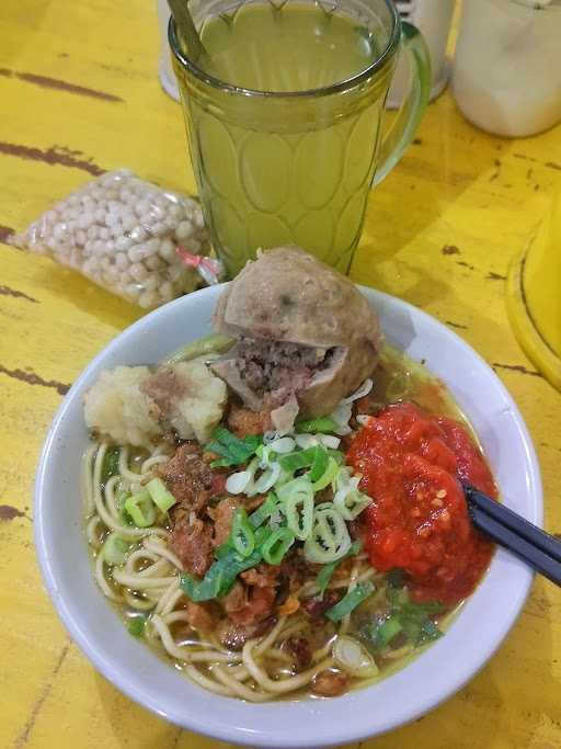 Bakso Raksasa Pak Pujiono 6