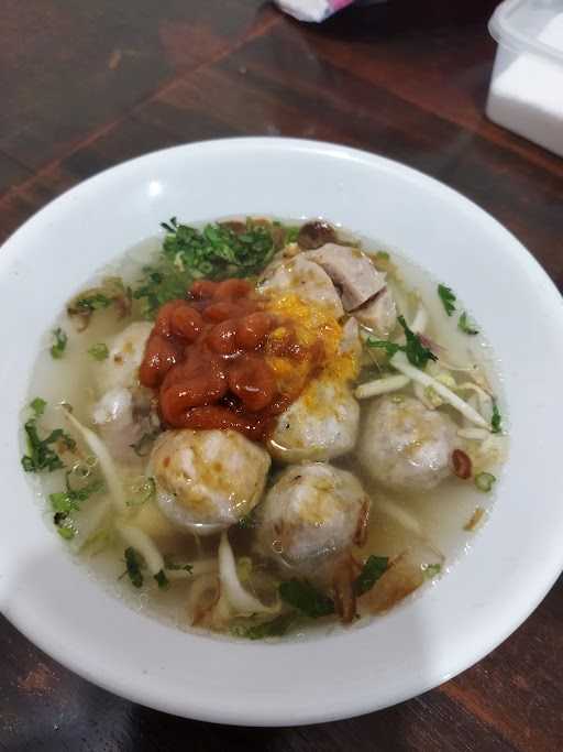 Markas Bakso Mie Ayam Pak Giyanto 9